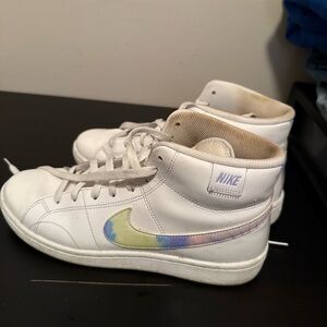 Nike Mid Women’s 9.5